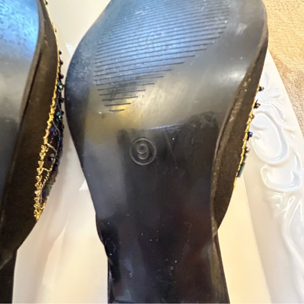 Classic black jewelled high heel shoes Size 9 - Picture 4 of 9
